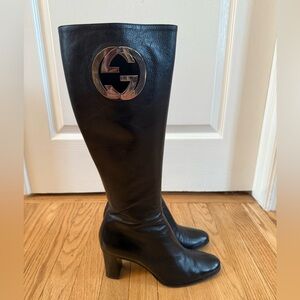 1999 Vintage Gucci Tom Ford Black Leather Logo Knee High Boots Size 9 w/ Box